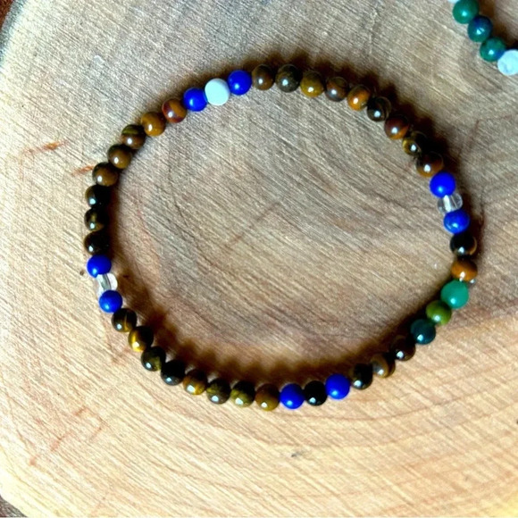Handmade Tigers Eye + Clear Quartz + Lapis Lazuli + Agate + Aventurine Bracelet - Picture 1 of 1